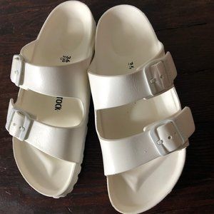 Birkenstock White Arizona Sandals, Size 36, EUC